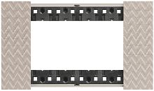 Рамка горизонтальная Legrand BTicino Living Now 1-м. 4 мод. оптик картинка